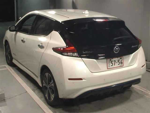 Nissan LEAF 2019 7897090-1
