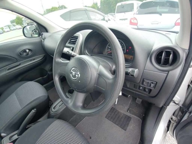 Nissan MARCH 2016 7906192-9
