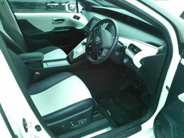 Toyota Mirai 2016 7903806-3