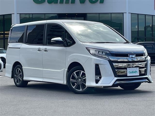 Toyota NOAH 2021 7895406-0