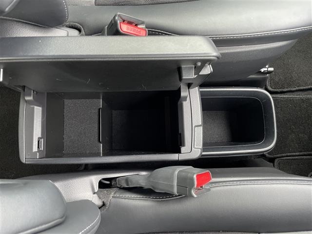 Toyota NOAH 2024 7895752-2