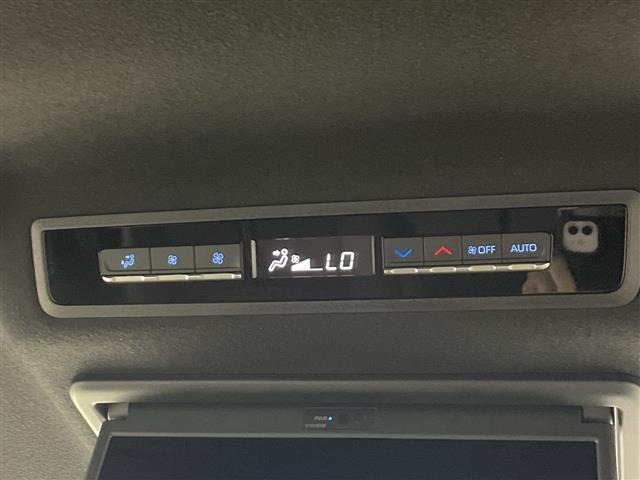 Toyota NOAH 2025 7895774-6