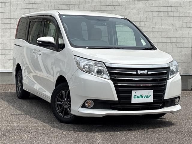 Toyota NOAH 2014 7895805-0