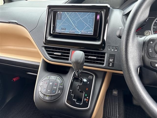 Toyota NOAH 2014 7895805-11