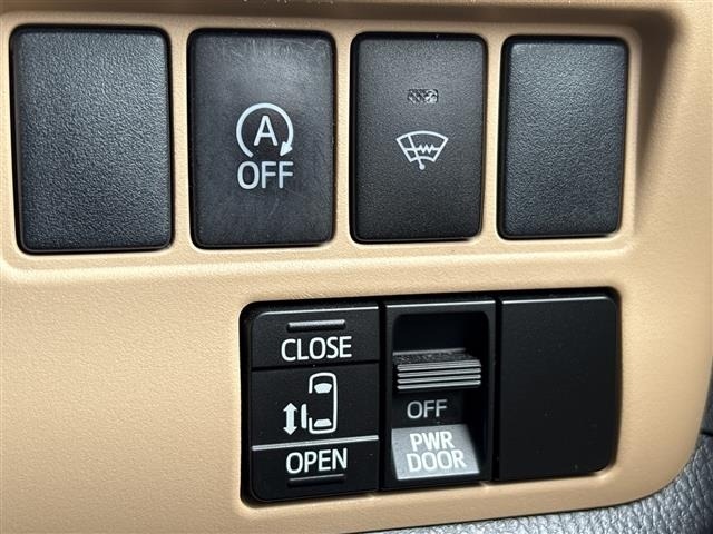 Toyota NOAH 2014 7895805-5