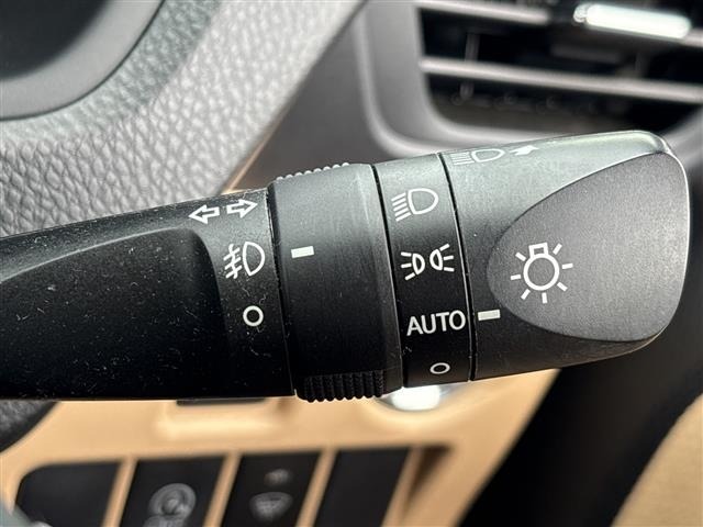 Toyota NOAH 2014 7895805-9