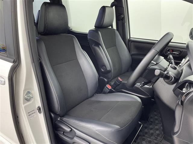 Toyota NOAH 2020 7895811-11