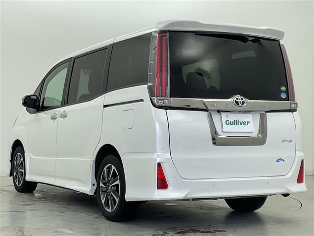 Toyota NOAH 2020 7895811-15