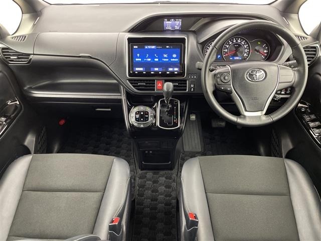 Toyota NOAH 2020 7895811-17