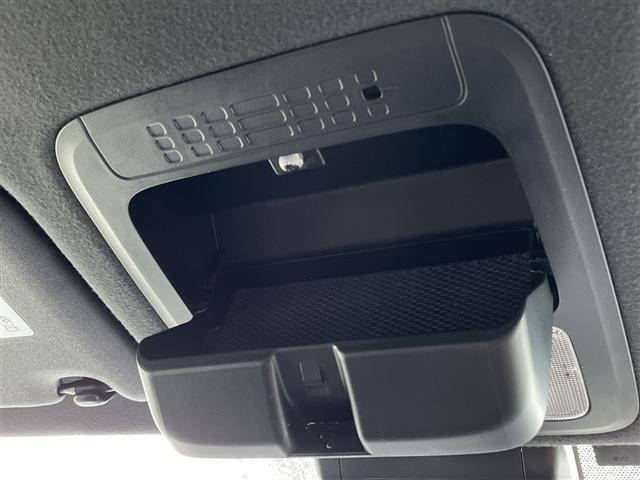 Toyota NOAH 2020 7895811-18