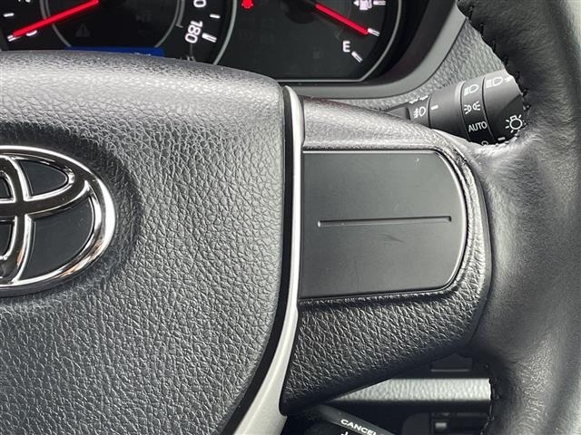 Toyota NOAH 2020 7895811-21