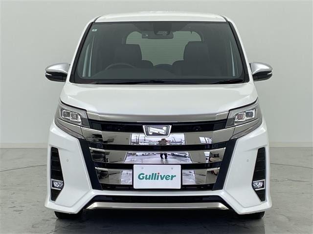 Toyota NOAH 2020 7895811-24