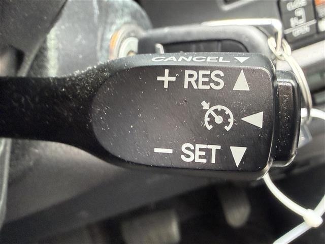 Toyota NOAH 2021 7895812-3