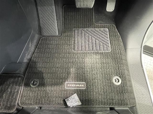 Toyota NOAH 2024 7895833-10