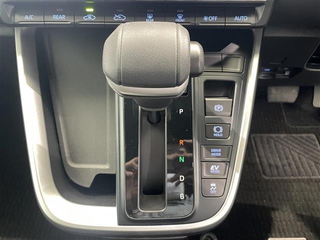 Toyota NOAH 2024 7895833-2