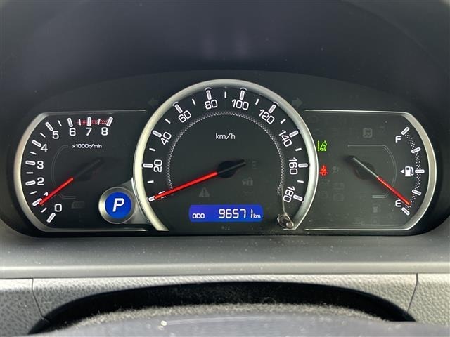 Toyota NOAH 2017 7895853-10
