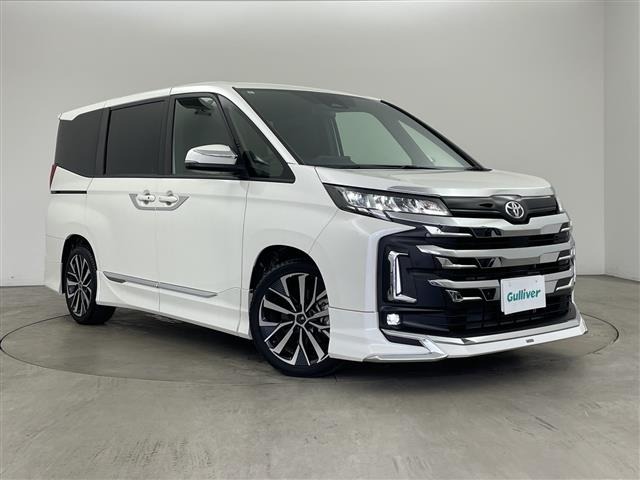 Toyota NOAH 2022 7895922-0