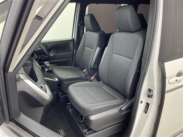 Toyota NOAH 2022 7895922-10