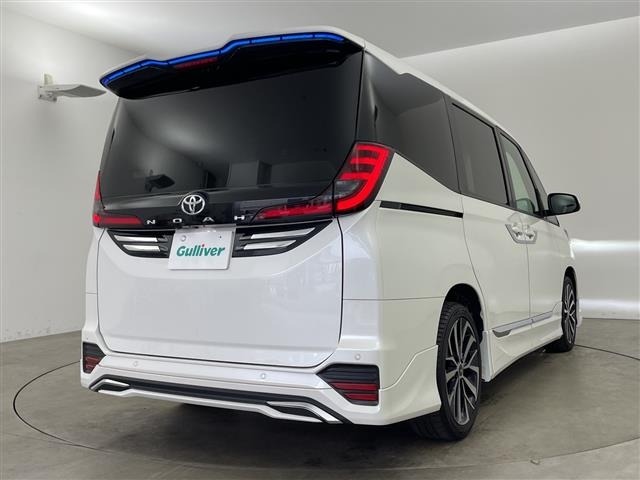 Toyota NOAH 2022 7895922-16