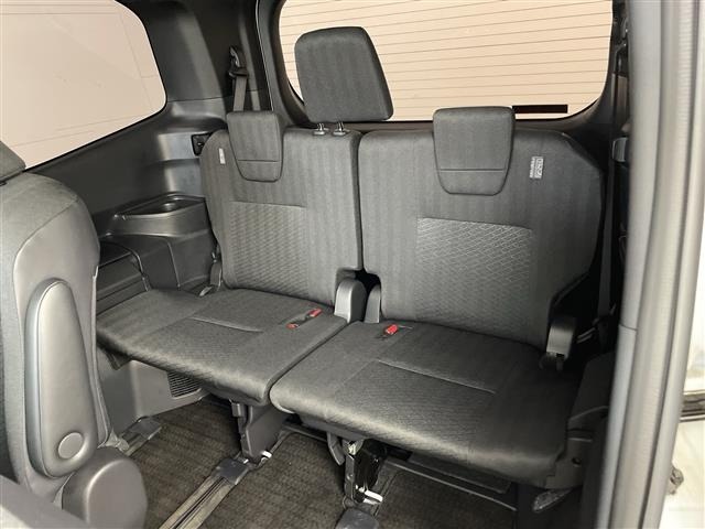 Toyota NOAH 2022 7895922-20