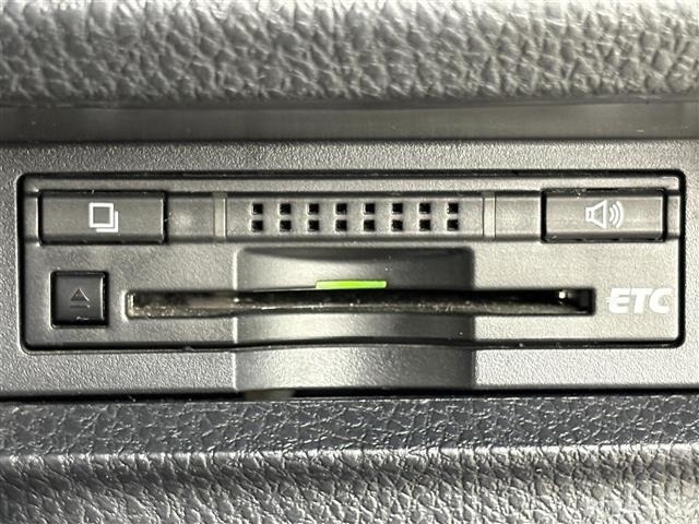 Toyota NOAH 2015 7895923-3