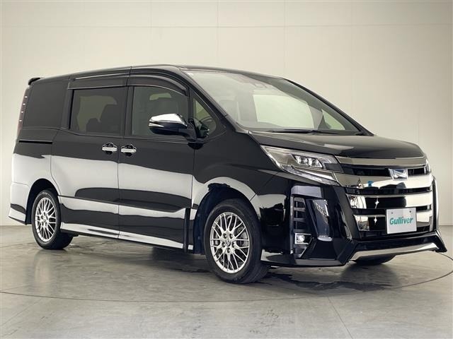 Toyota NOAH 2021 7895936-0