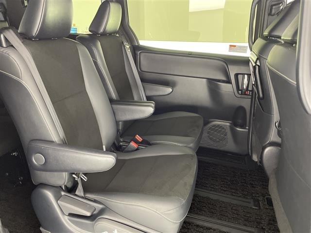 Toyota NOAH 2021 7895936-6