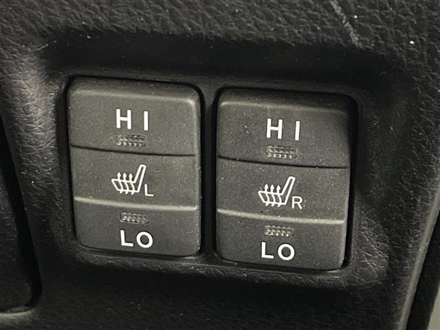 Toyota NOAH 2017 7895952-1