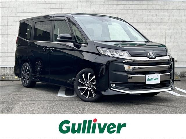 Toyota NOAH 2022 7895999-0