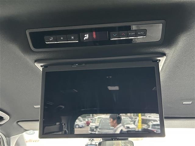 Toyota NOAH 2022 7895999-10