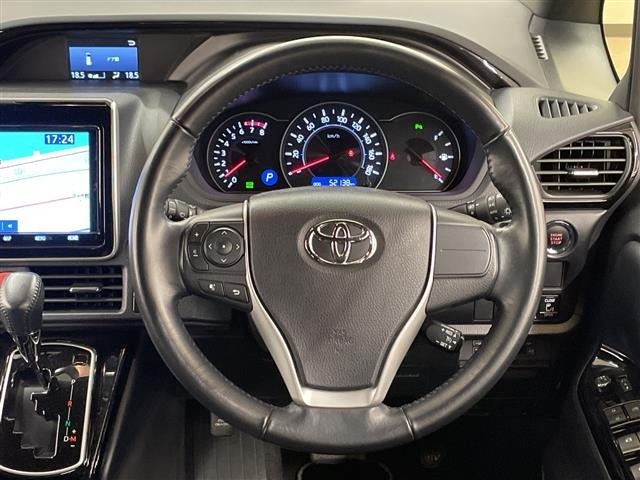 Toyota NOAH 2019 7896058-6