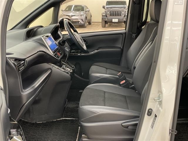 Toyota NOAH 2019 7896058-8