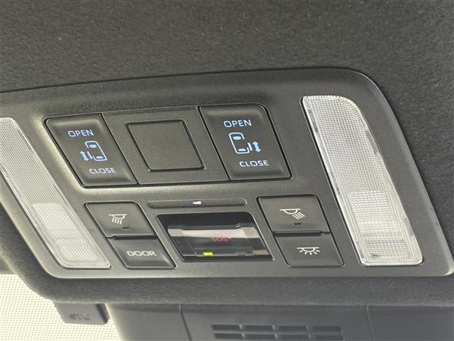Toyota NOAH 2024 7896059-2