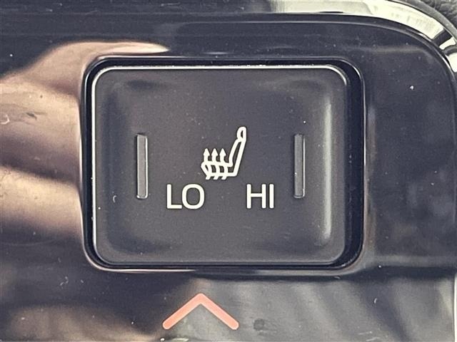 Toyota NOAH 2022 7896071-12