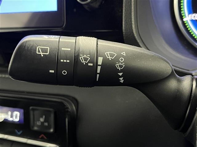 Toyota NOAH 2022 7896071-5
