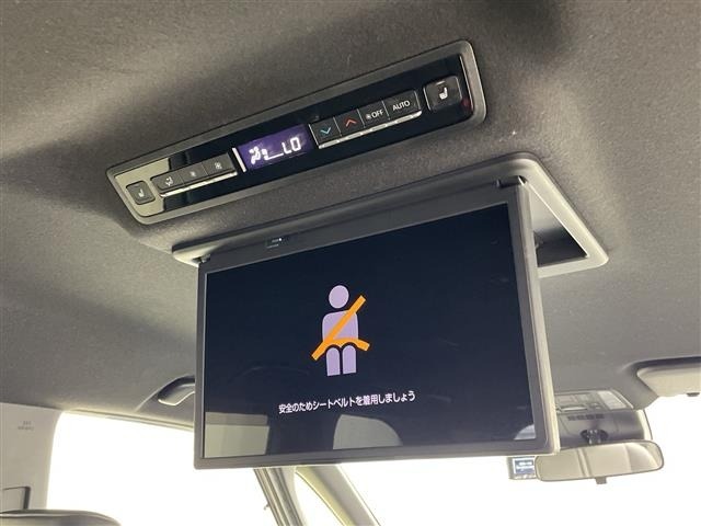 Toyota NOAH 2022 7896072-17