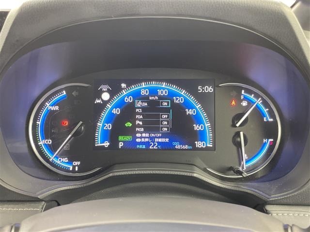 Toyota NOAH 2022 7896072-3