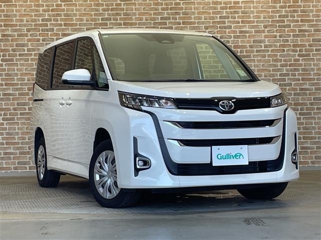 Toyota NOAH 2022 7896093-0