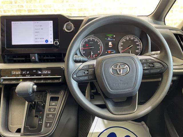 Toyota NOAH 2022 7896093-15
