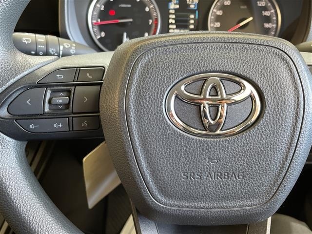 Toyota NOAH 2022 7896093-17