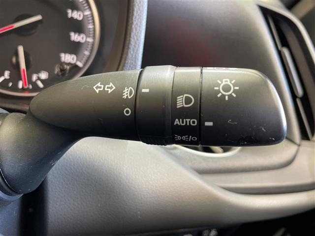 Toyota NOAH 2022 7896093-19