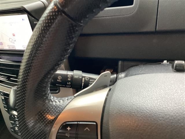 Toyota NOAH 2012 7896114-1
