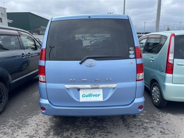 Toyota NOAH 2006 7896115-1