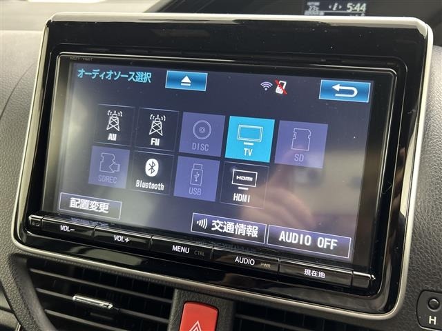 Toyota NOAH 2017 7896125-16