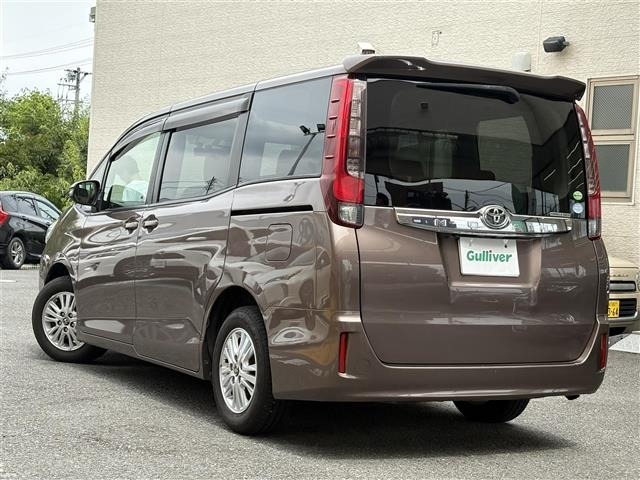 Toyota NOAH 2014 7896139-13