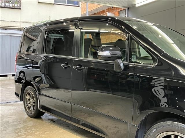 Toyota NOAH 2012 7896141-13
