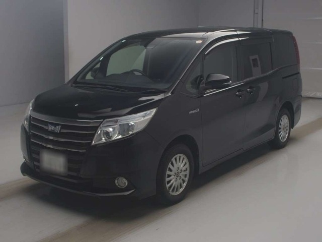 Toyota NOAH 2016 7896143-0