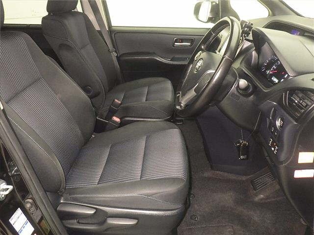 Toyota NOAH 2015 7896203-5