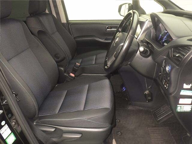 Toyota NOAH 2016 7896340-5