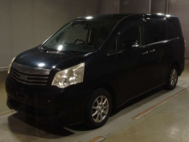 Toyota NOAH 2012 7896418-0